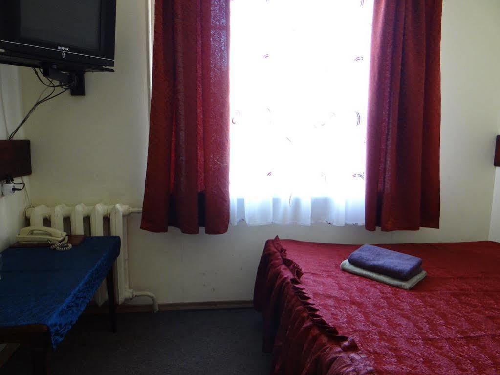 Hotel Desna Kut Киев Экстерьер фото