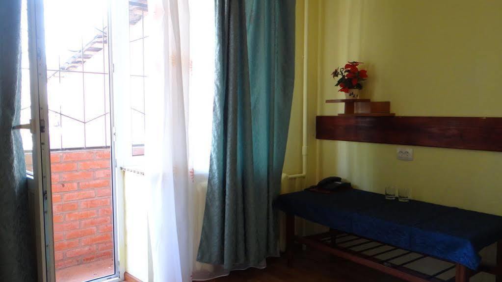 Hotel Desna Kut Киев Экстерьер фото